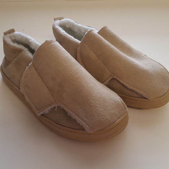 ? Shoes - Velcro slipper NEW ? Shoes - Velcro slipper NEW